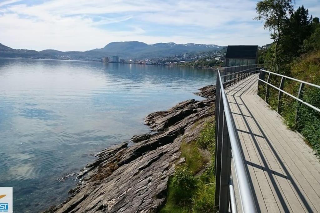 Hel Utleieleilighet I Harstad Esterno foto